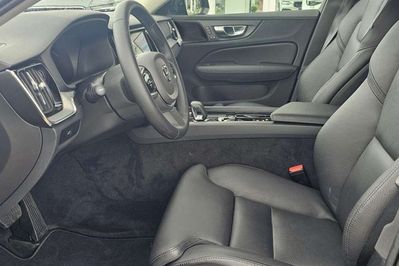 Volvo V60 B4 Ultra Dark