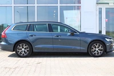 Volvo V60 B4 Momentum Pro