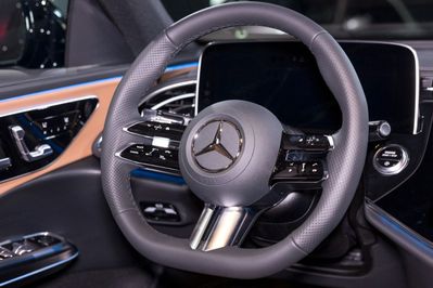 Mercedes Klasa E 220 d 4-Matic AMG