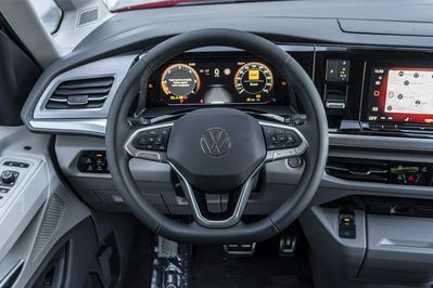 Volkswagen Multivan L1H1 Style DSG