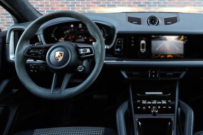 Porsche Cayenne Coupe Black Edition