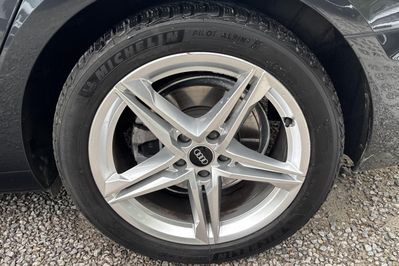 Audi A4 35 TFSI mHEV S tronic