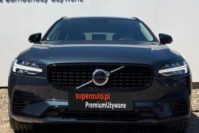 Volvo V90 T8 AWD Plug-In Hybrid Plus Dark