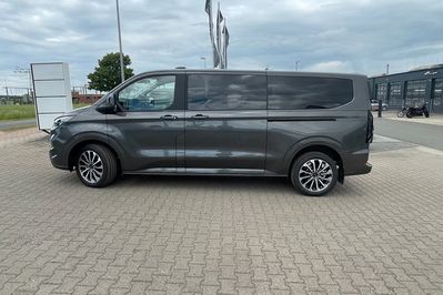Ford Tourneo Custom L2H1 Titanium 320