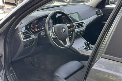 BMW Seria 3 Touring 318i Sport Line