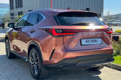 Lexus NX 450h+ Omotenashi AWD