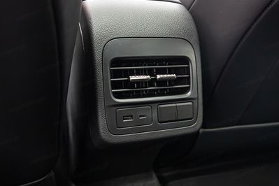 Omoda 5 1.5 T-GDI Hybrid Premium DHT