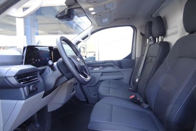 Ford Transit Custom 320 L2H1 Limited A8