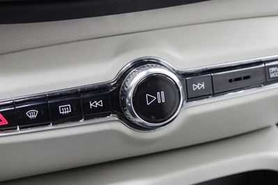 Volvo XC40 T3