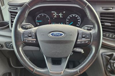 Ford Transit L4H3
