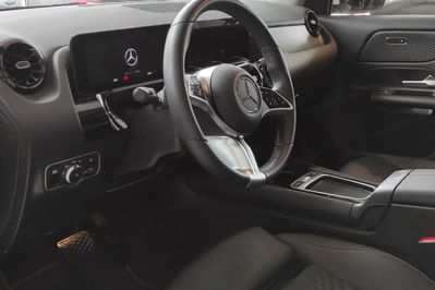 Mercedes GLA 200 7G-DCT