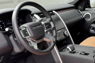 Land Rover Discovery D350 AWD Auto S