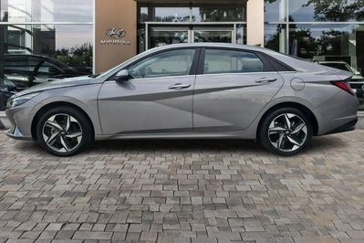 Hyundai Elantra 1.6 Smart CVT