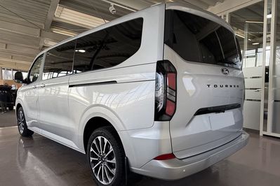 Ford Tourneo Custom 320 L2 Titanium X AT8