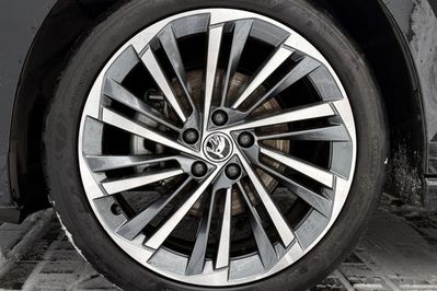 Skoda Superb 2.0 TDI SCR L&K DSG