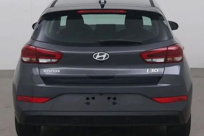 Hyundai i30 1.6 T-GDI Modern DCT