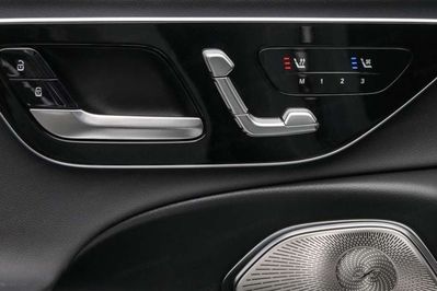 Mercedes Klasa E 300 e 4-Matic AMG