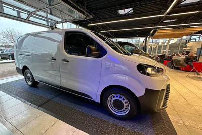 Toyota ProAce Long Active