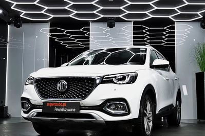 MG HS EHS 1.5 T-GDI PHEV Luxury