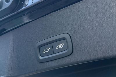 Volvo XC40 B4 Ultra Black Edition aut