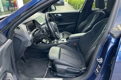 BMW Seria 2 Gran Coupe 218d Sport Line