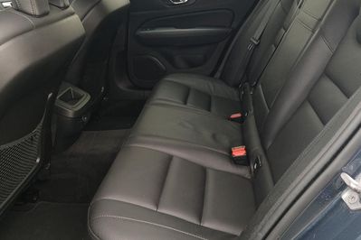 Volvo V60 B4 B Momentum Pro