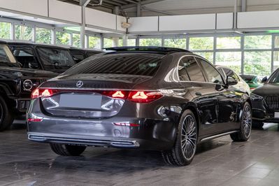 Mercedes Klasa E 200 4-Matic Exclusive