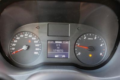 Mercedes Sprinter 316 Kontener + Winda