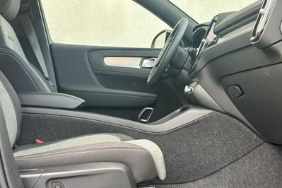 Volvo XC40 B3 Plus Dark aut
