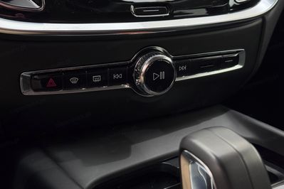 Volvo V60 CC Pro B4 D AWD aut
