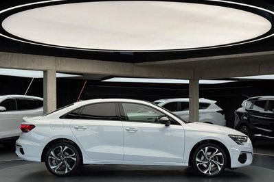 Audi A3 35 TFSI mHEV Advanced S tronic