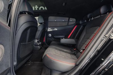 Kia Stinger 3.3 t-Gdi V6 Gt Awd