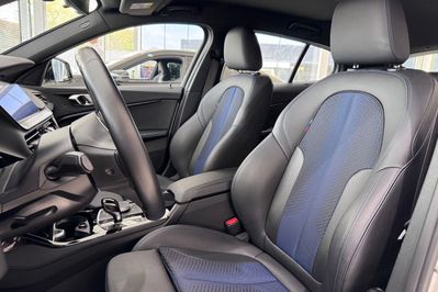 BMW Seria 1 118i M Sport aut