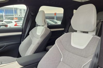 Volvo EX90 Twin Motor Performance AWD Ultra 7 os