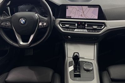 BMW Seria 3 320d xDrive mHEV Advantage aut