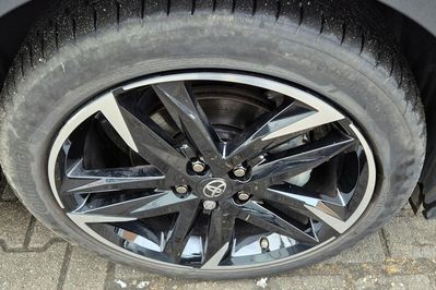 Toyota C-HR 1.8 Hybrid GR Sport