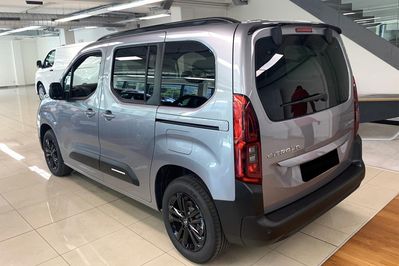 Citroen Berlingo MPV M L1H1 EAT8