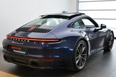 Porsche 911 Carrera 4S