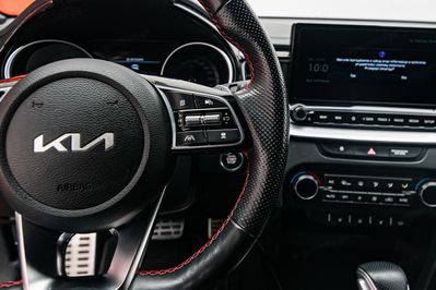 Kia ProCeed 1.6 T-GDI GT DCT