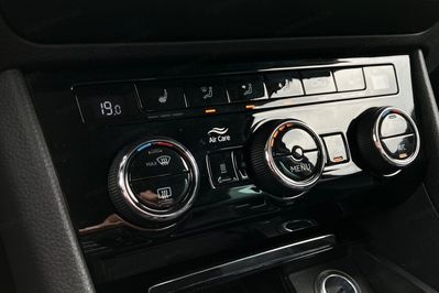 Skoda Superb 2.0 Tdi Scr L&K Dsg