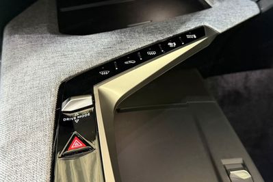 Peugeot 3008 GT Exclusive e-DCS6 1.2 mHEV