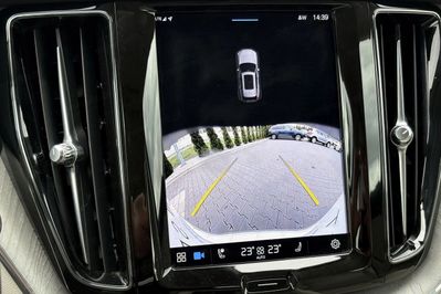 Volvo XC60 B4 D Plus Dark