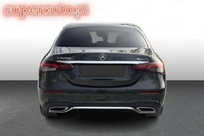Mercedes E Klasa 220 d 4-Matic AMG