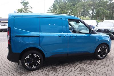 Ford Transit Courier Limited Elektryczny A1