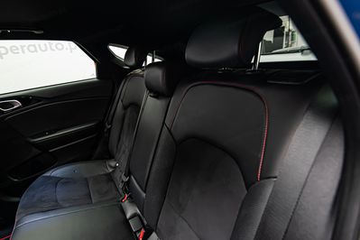 Kia ProCeed 1.6 T-GDI GT DCT
