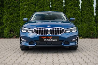 BMW Seria 3 320d xDrive Luxury Line