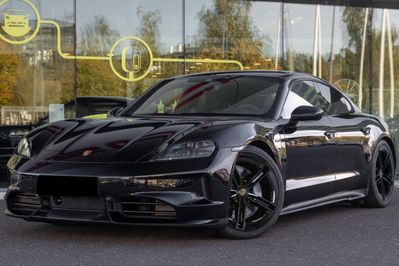 Porsche Taycan GTS