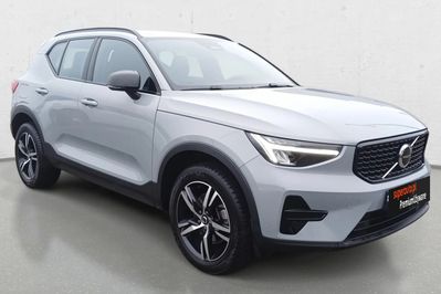 Volvo XC40 B3 B Plus Dark