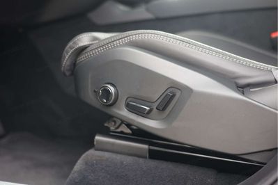 Volvo XC90 B5 AWD Ultra Black Edition