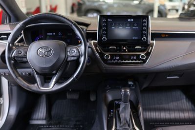 Toyota Corolla 2.0 Hybrid